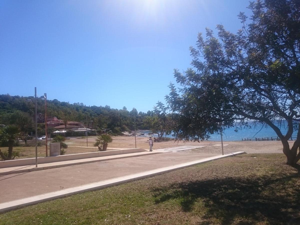 Un Po Di Relax A Pochi Passi Dal Mare! Apartment Àrbatax Exterior foto