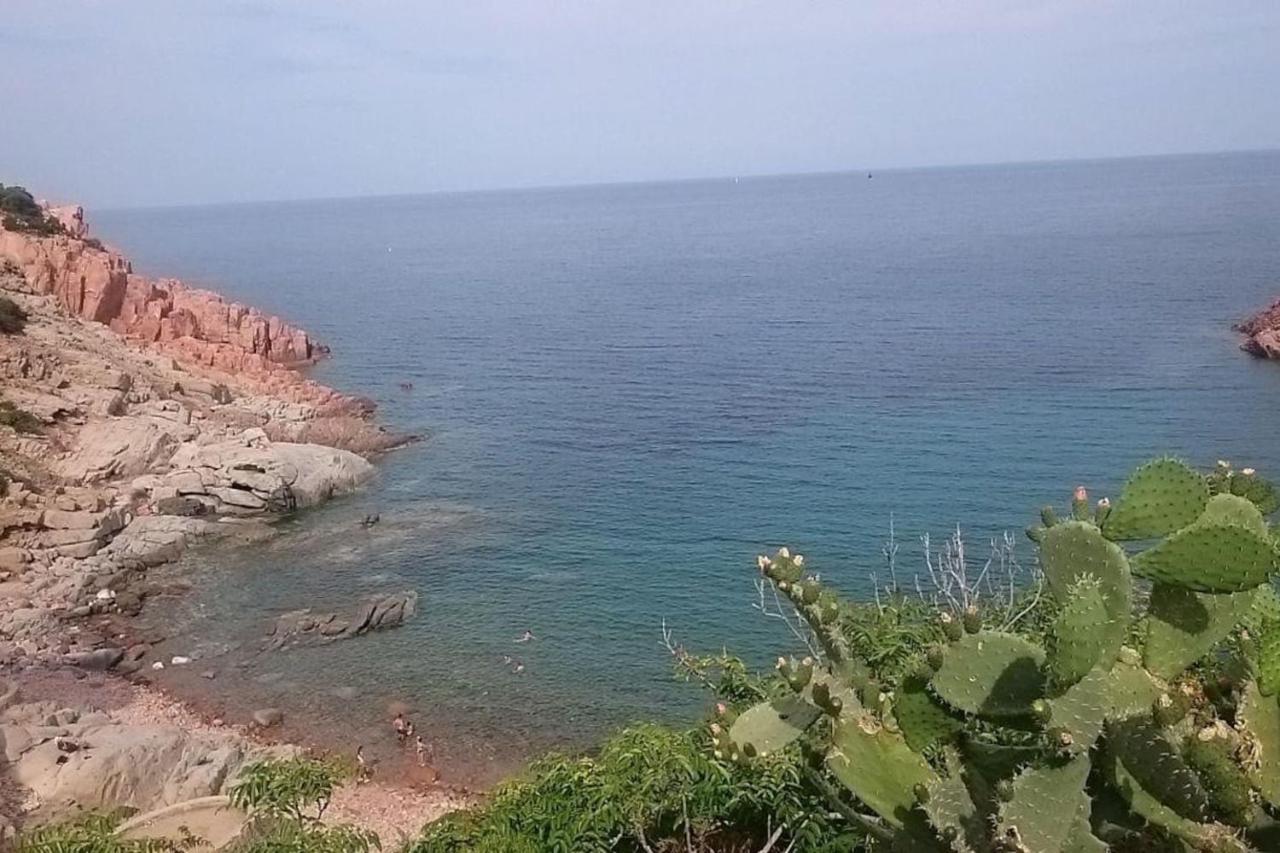 Un Po Di Relax A Pochi Passi Dal Mare! Apartment Àrbatax Exterior foto